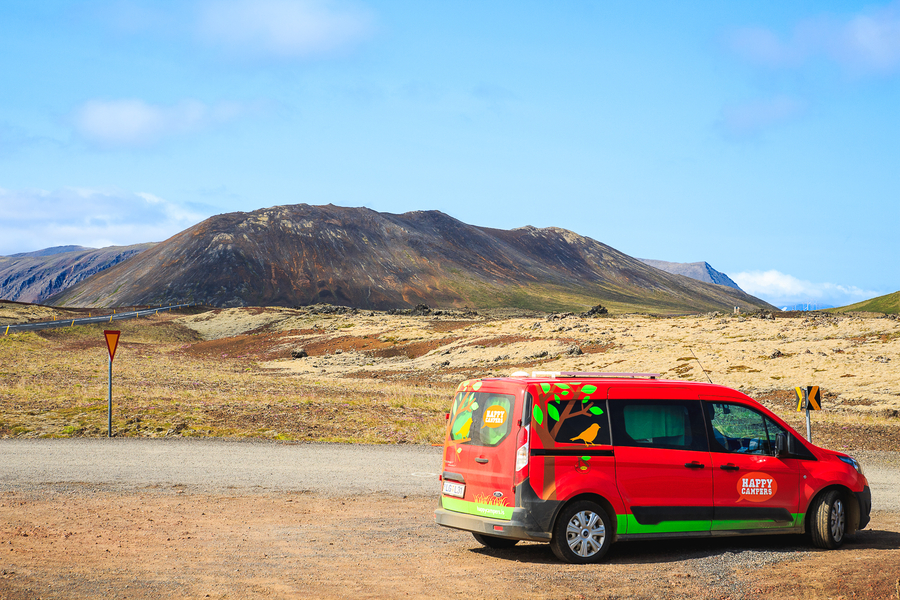 Conducir por Islandia en verano