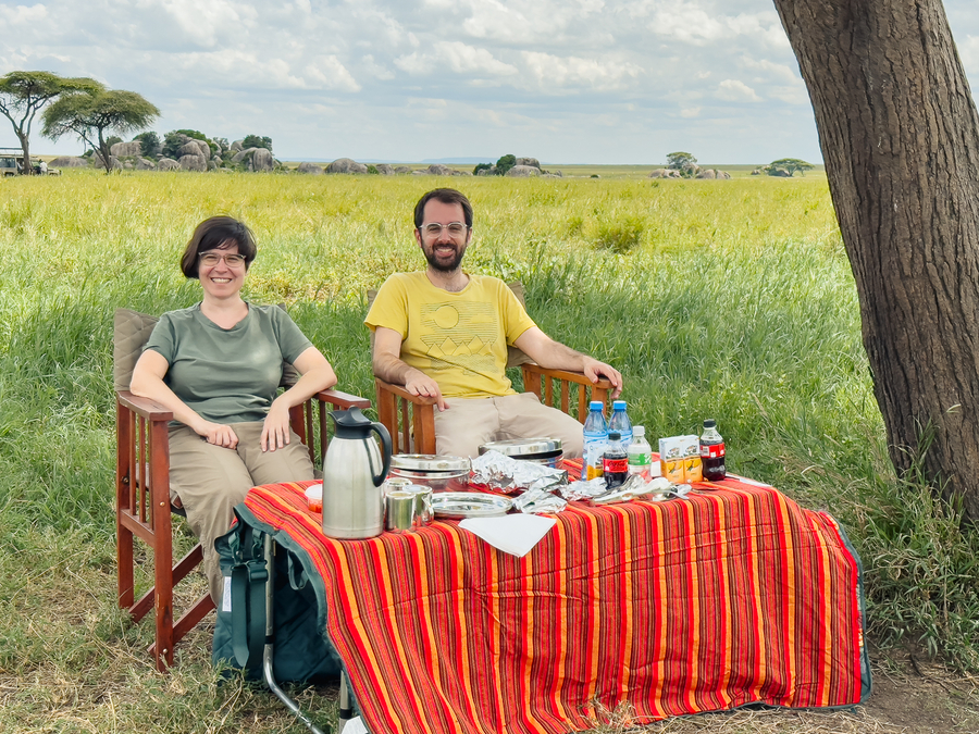 Comiendo en el viaje de Tanzania de 7 días