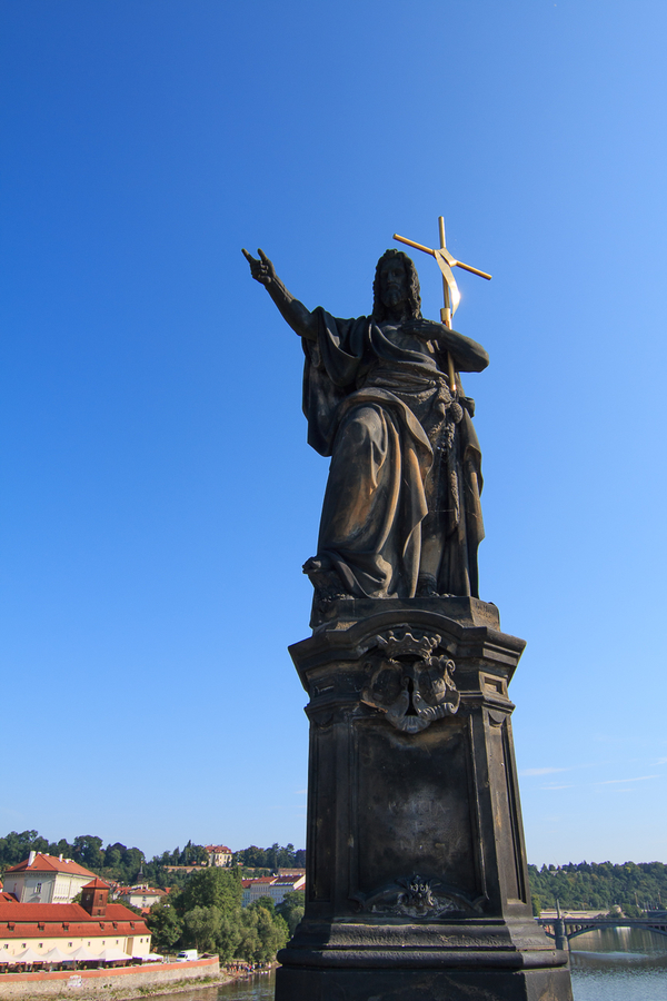 Esculturas religiosas puente de Carlos de Praga Esculturas religiosas puente de Carlos de Praga