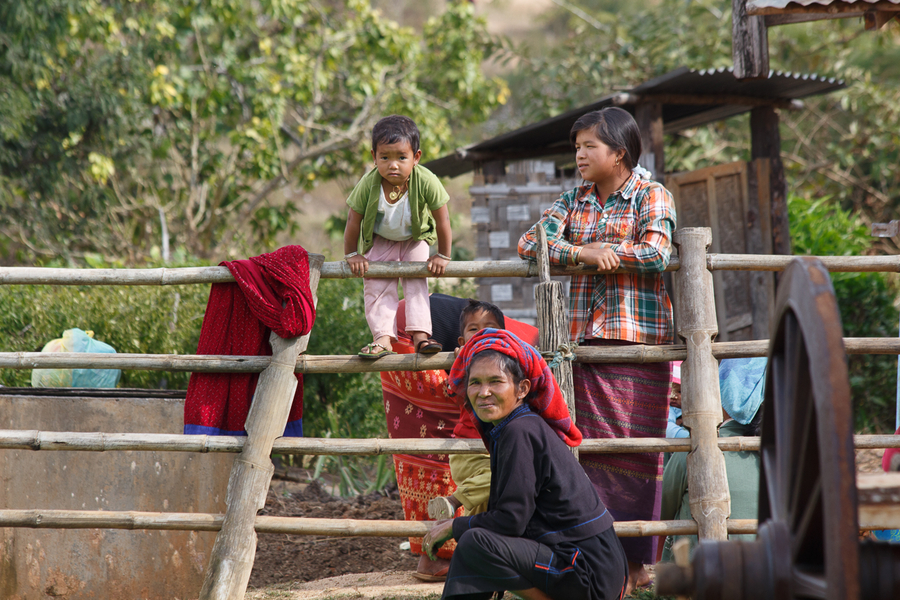 Familia Myanmar Familia Myanmar