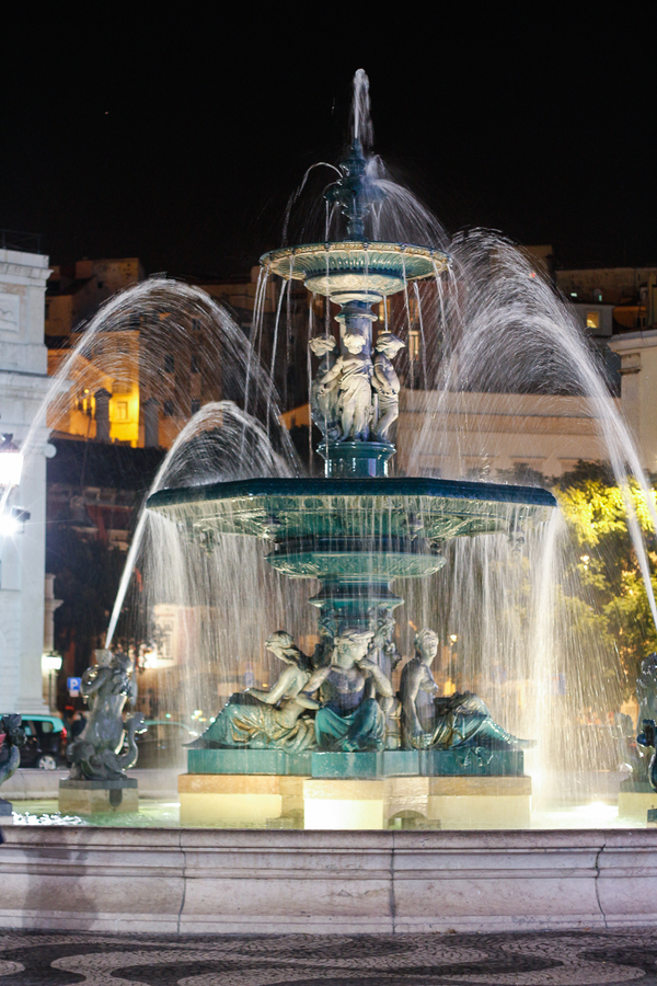 Fuente en la Plaza Rossio Lisboa Fuente en la Plaza Rossio Lisboa