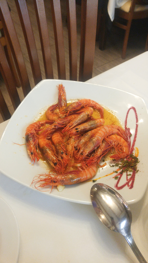 gambas rojas en ca la nuri delta del ebro