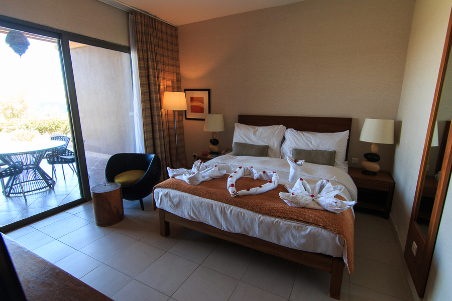 Habitacion Movenpick Tala Bay Jordania