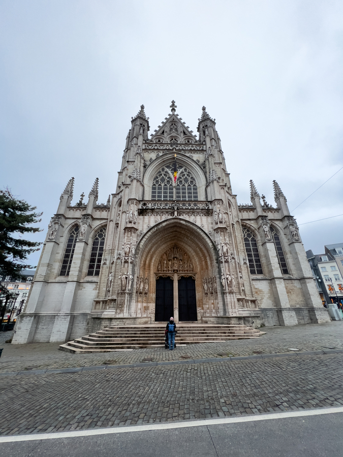 Iglesia de Notre Dame du Sablon en Bruselas