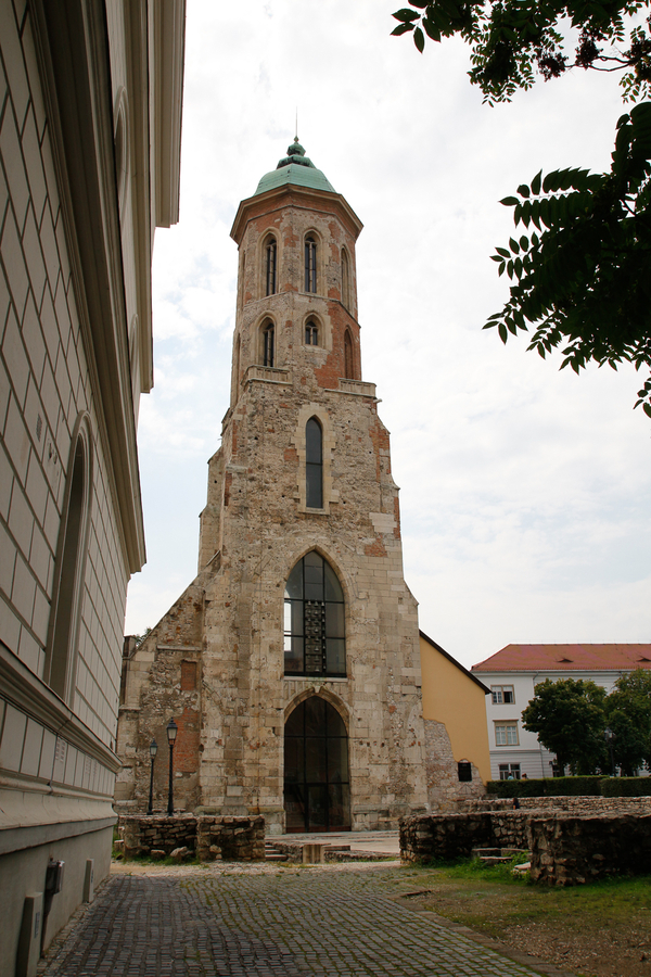 Iglesia de Santa Maria Magdalena en Budapest
