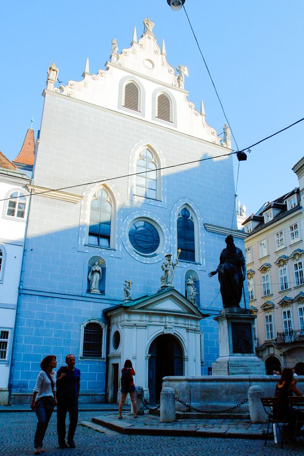 Iglesia Franziskanerkirche en Viena en 2 dias