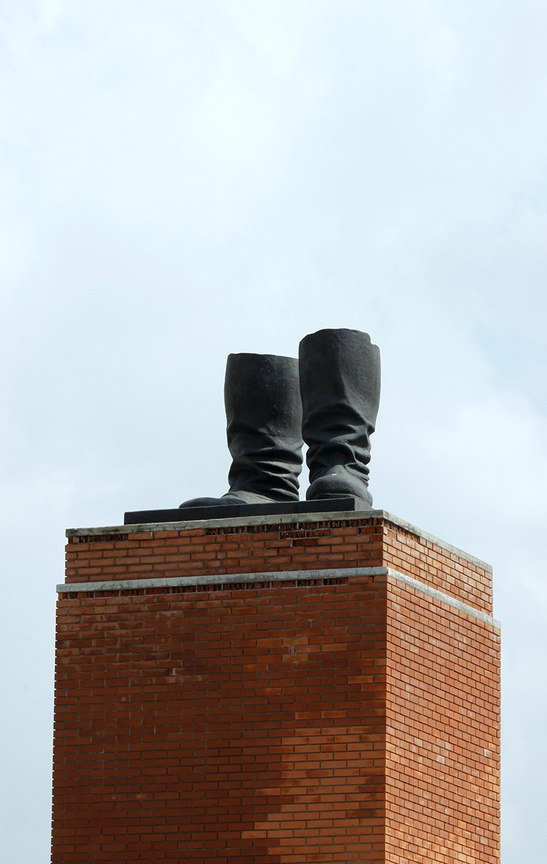 Las botas de Stalin - Memento Park en Budapest Las botas de Stalin - Memento Park en Budapest