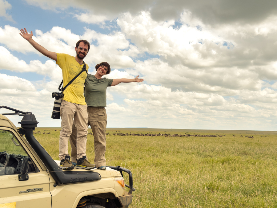 Serengeti en un safari económico en Tanzania