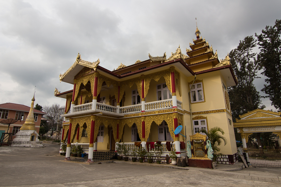 Monasterio de Kalaw Monasterio de Kalaw