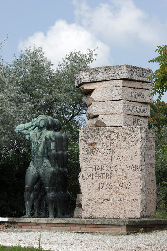 Monumento a los brigadistas Internacionales Hungaros que participaron en la Guerra Civil
