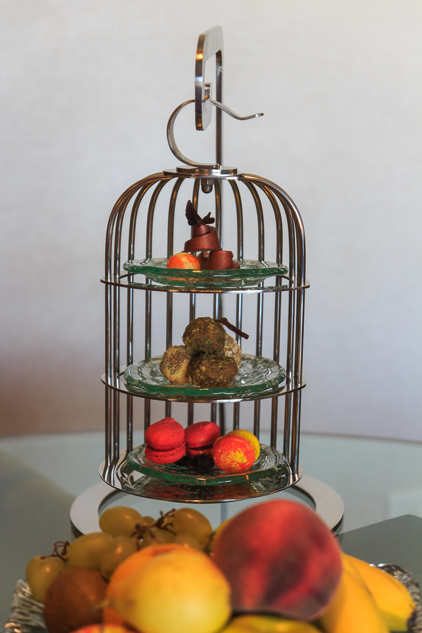 Movenpick Tala Bay fruta y bombones de bienvenida