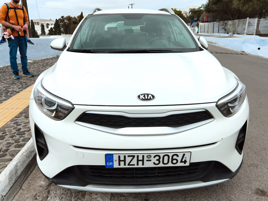 Moverse por Santorini en coche de alquiler