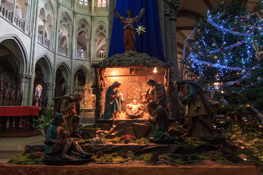 Pesebre en la Iglesia de Saint Etienne en Mulhouse Pesebre en la Iglesia de Saint Etienne en Mulhouse