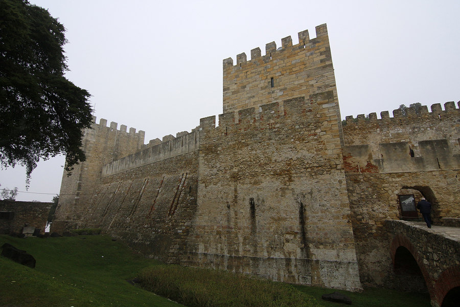 Murallas del castillo de San Jorge Murallas del castillo de San Jorge