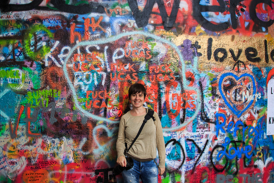 Muro John Lenon lo puedes ver en Praga