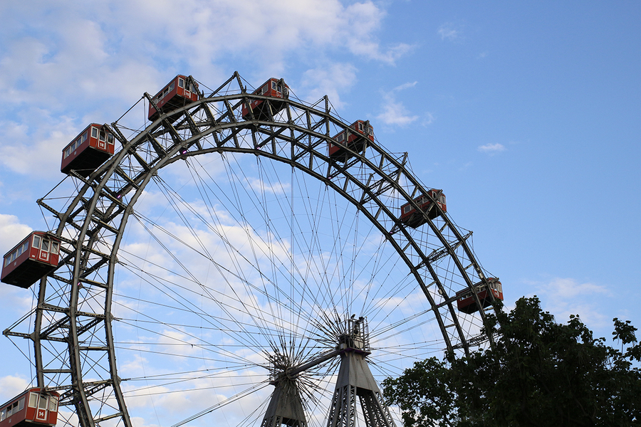 Noria de Madera del Prater en Viena Noria de Madera del Prater en Viena