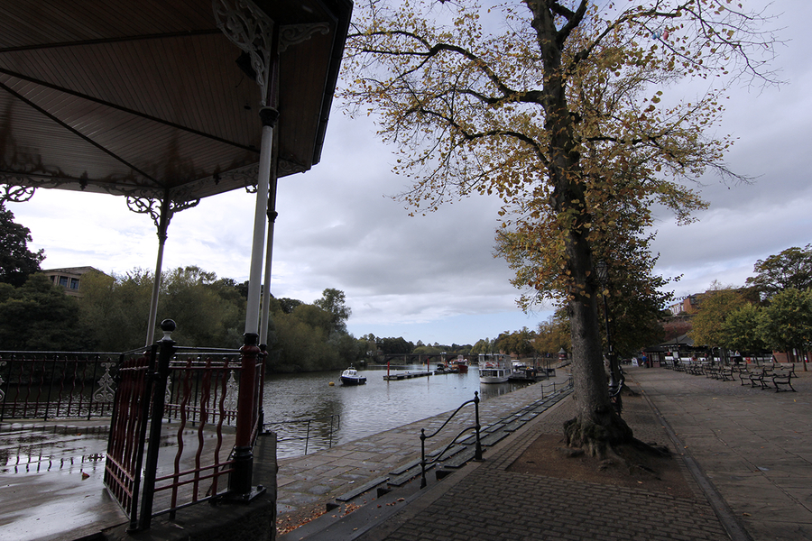 Orillas del Rio Dee en Chester Orillas del Rio Dee en Chester