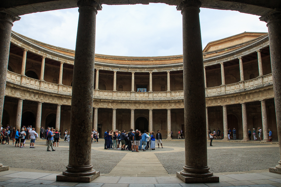 Palacio circular de Carlos V en la Alhambra Palacio circular de Carlos V en la Alhambra