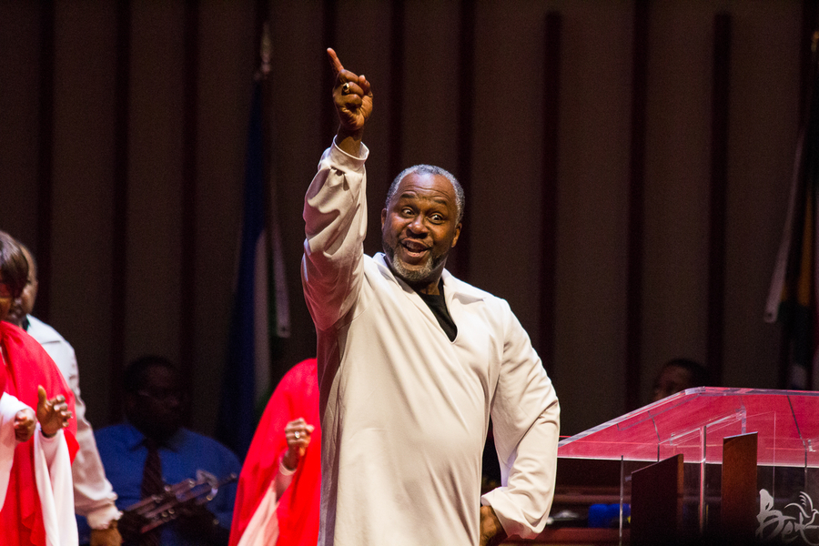 Pastor de la misa gospel en Nueva York
