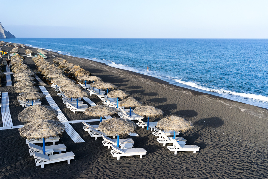 Playa negra de Perissa Santorini