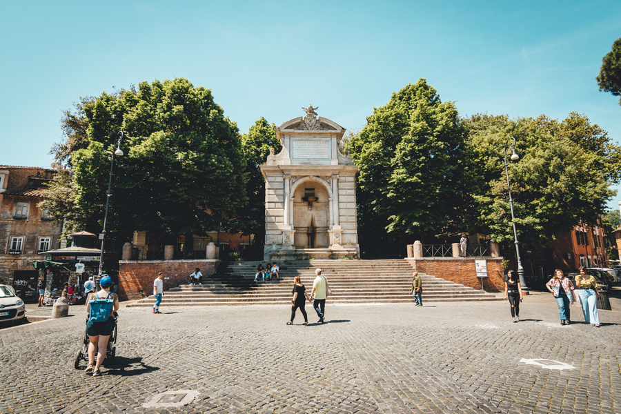 Plaza Trilussa sitios que ver en el Trastevere