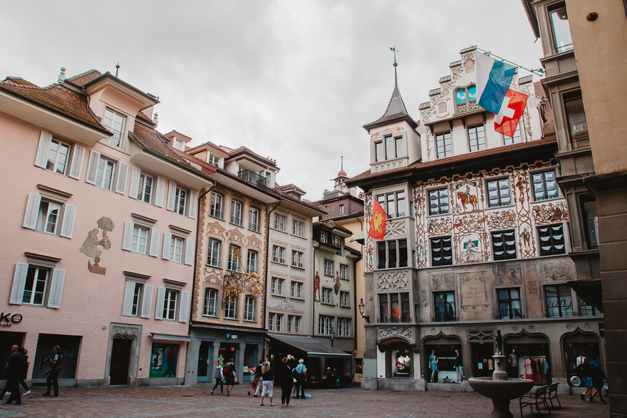plaza Weinmarkt en Lucerna