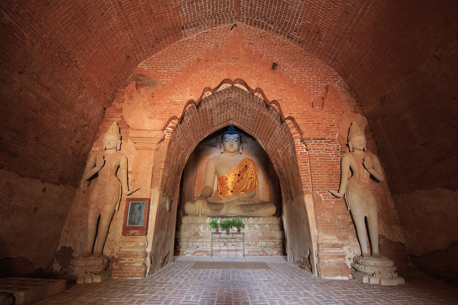 Precioso interior de un templo que nos abrieron Precioso interior de un templo que nos abrieron