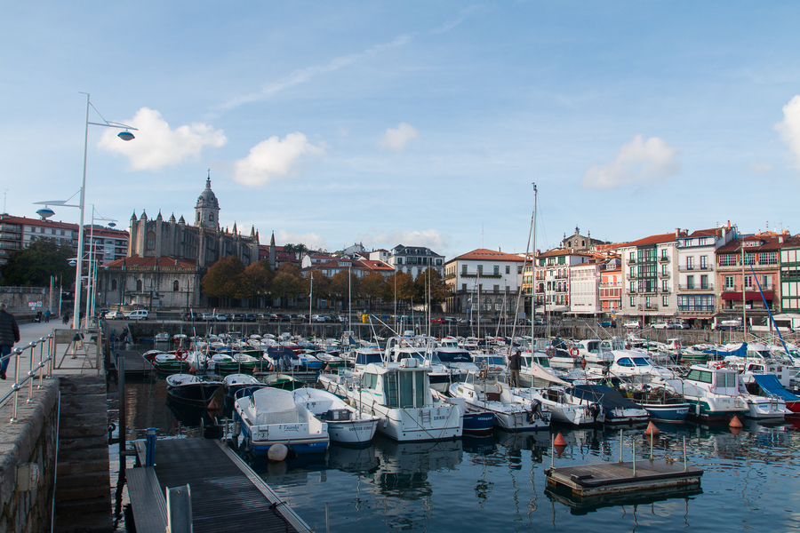 Puerto de Lequeitio Pais Vasco