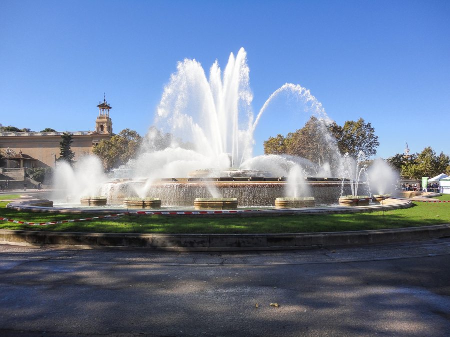 Que hacer en Barcelona - Fuente de Montjuic Que hacer en Barcelona - Fuente de Montjuic
