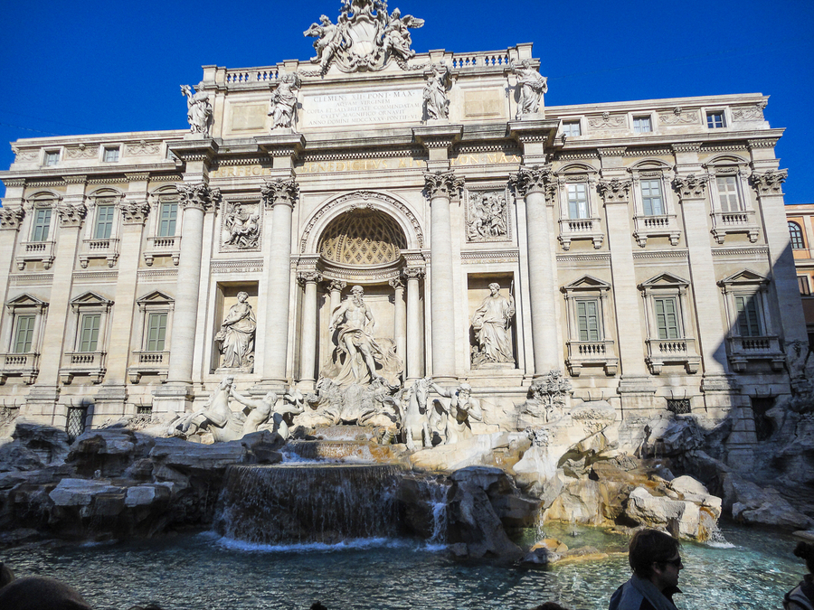 Monumentos En Roma Italia