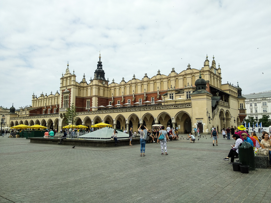 que ver en cracovia lonja de los panos