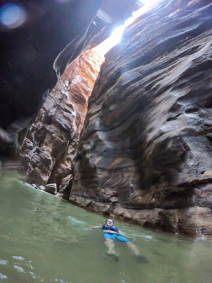 Que ver en Jordania flotando en Wadi Mujib Que ver en Jordania flotando en Wadi Mujib