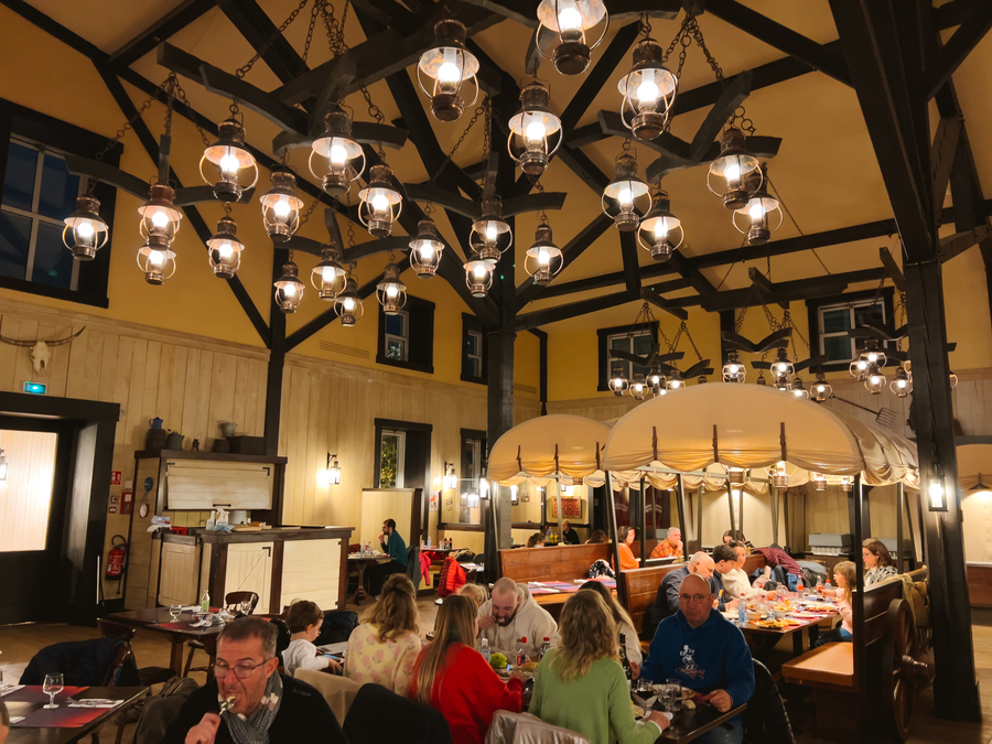 Restaurante Hotel Cheyenne Disney