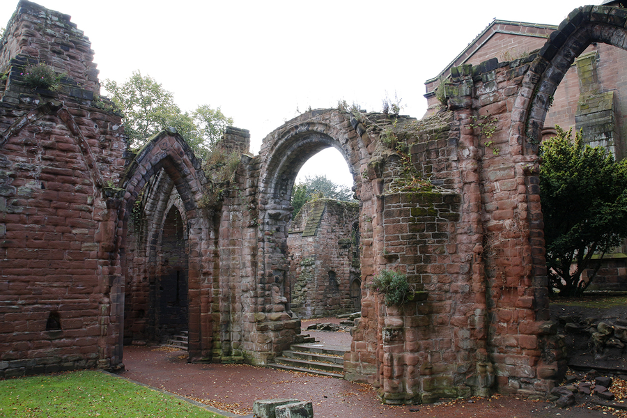 Ruinas en la iglesia de Saint John Baptist Ruinas en la iglesia de Saint John Baptist