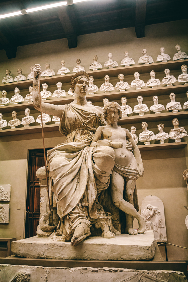 Ir a ver la Sala Esculturas de la Galeria de la Academia