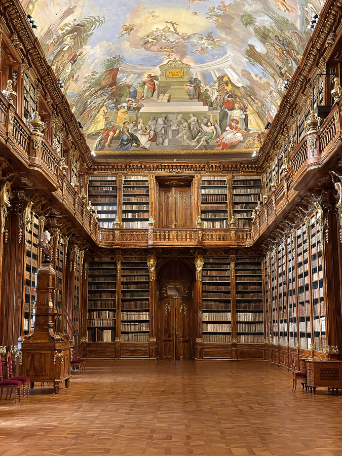 Sala principal biblioteca Monasterio Strahov imprescindible en Praga en 5 jornadas