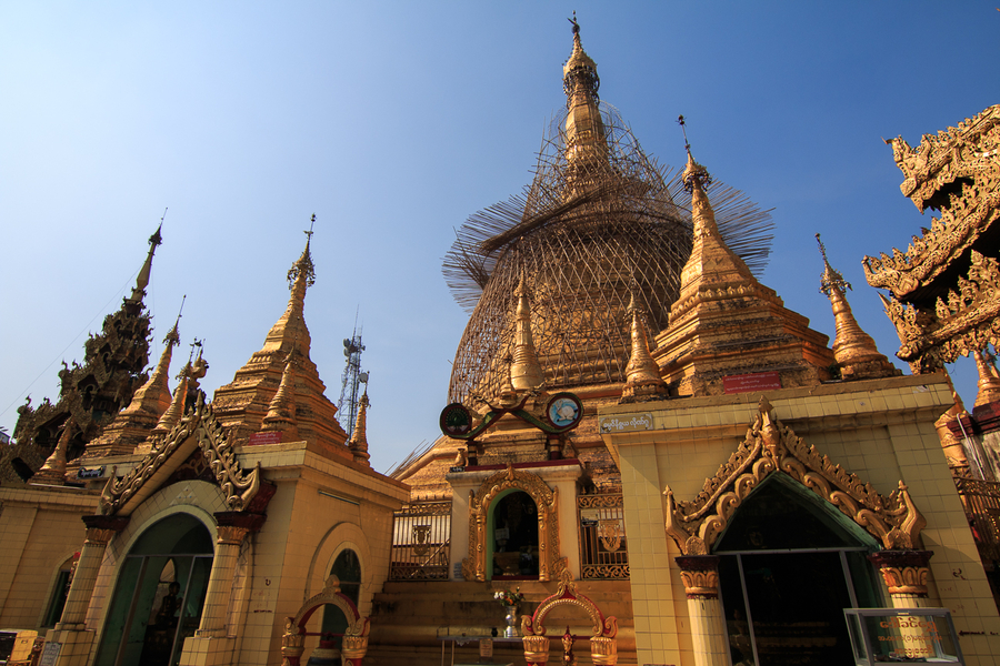 Sule Pagoda