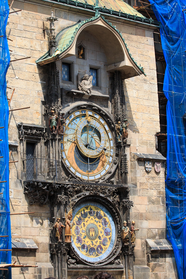 Torre del reloj astronomico de Praga en obras Torre del reloj astronomico de Praga en obras