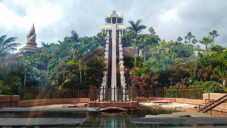 tower of power en siam park
