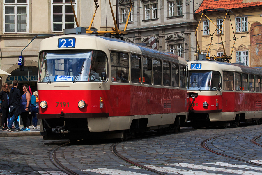 viajar a Praga transporte