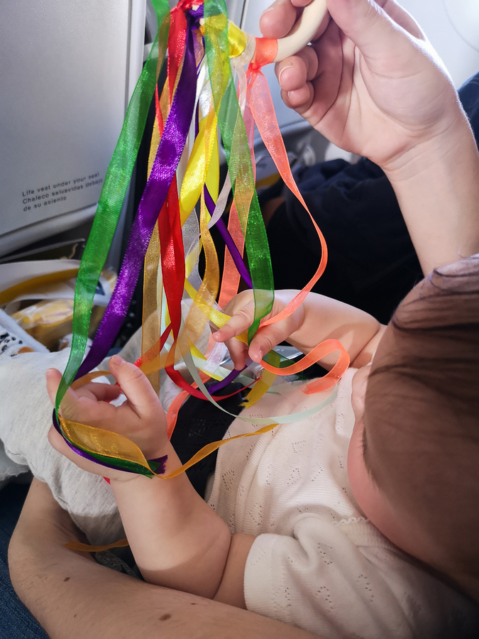 Viajar en avion con niños