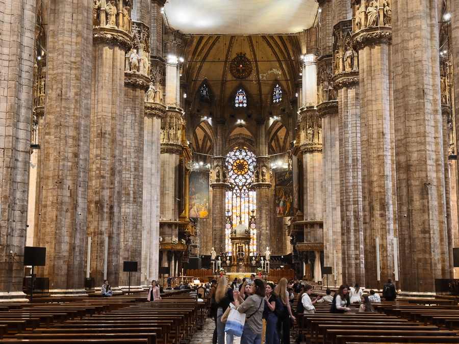 Visitar Milan en 4 dias interior Duomo