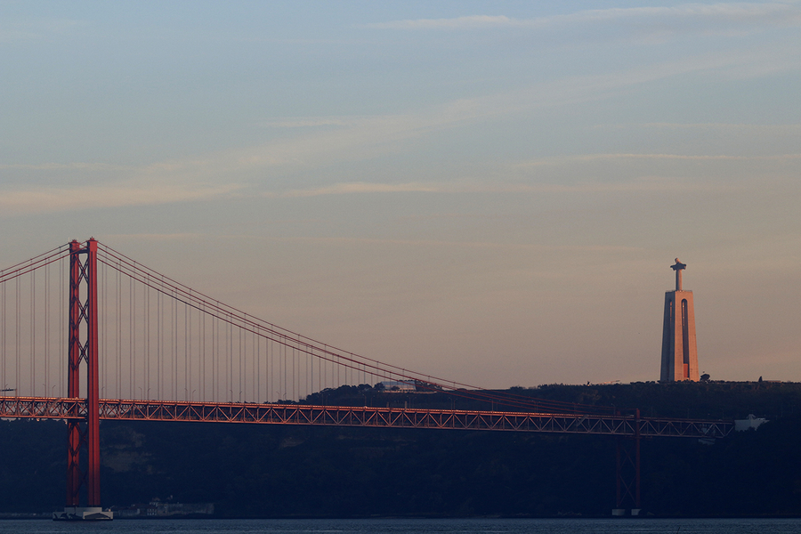 Vistas desde la orilla del Tajo en Belem