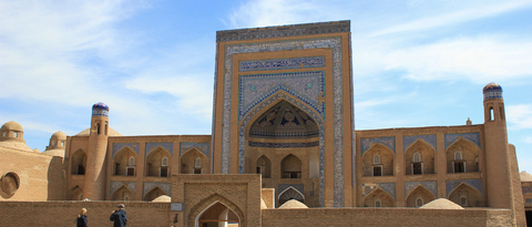 Madraza Allah Kuli Khan
