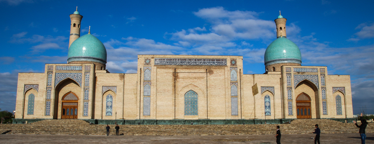 Perfecta simetria en Tashkent